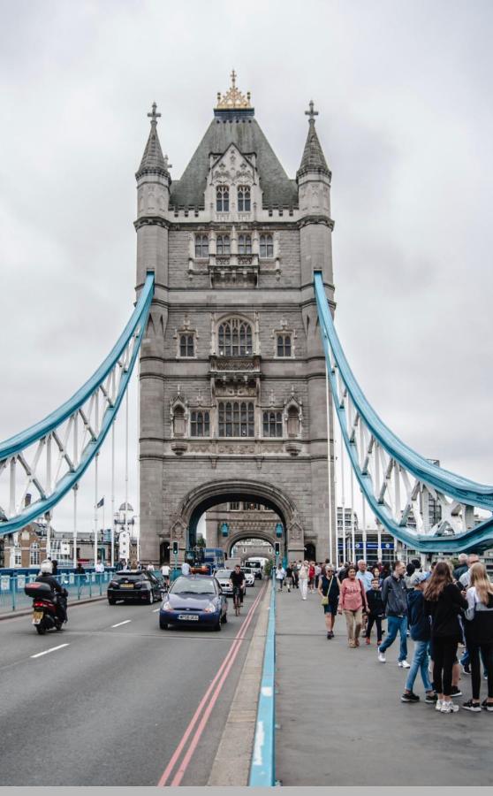 Morden 2 Bedroom Apartment Tower Bridge لندن المظهر الخارجي الصورة